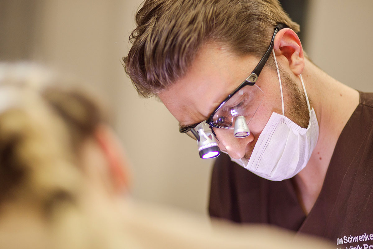 Parodontalchirurgie Hannover für feste Zähne und festes Zahnfleisch